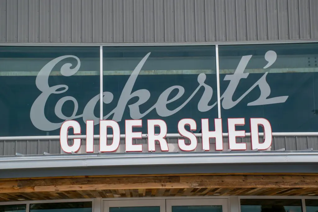 Eckert's Cider Shed sign.