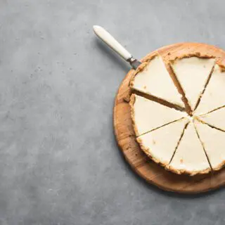 Cheesecake on wodden board