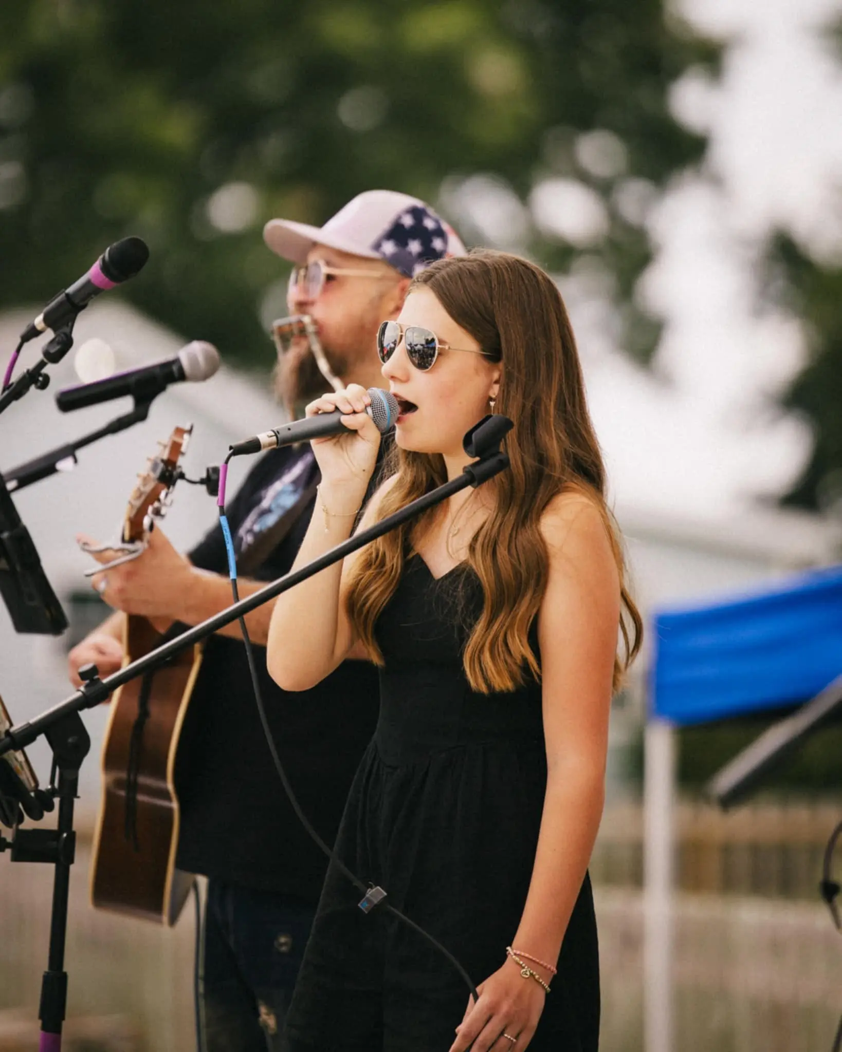 Cider Shed Live Music; Raelyn Alyse Music