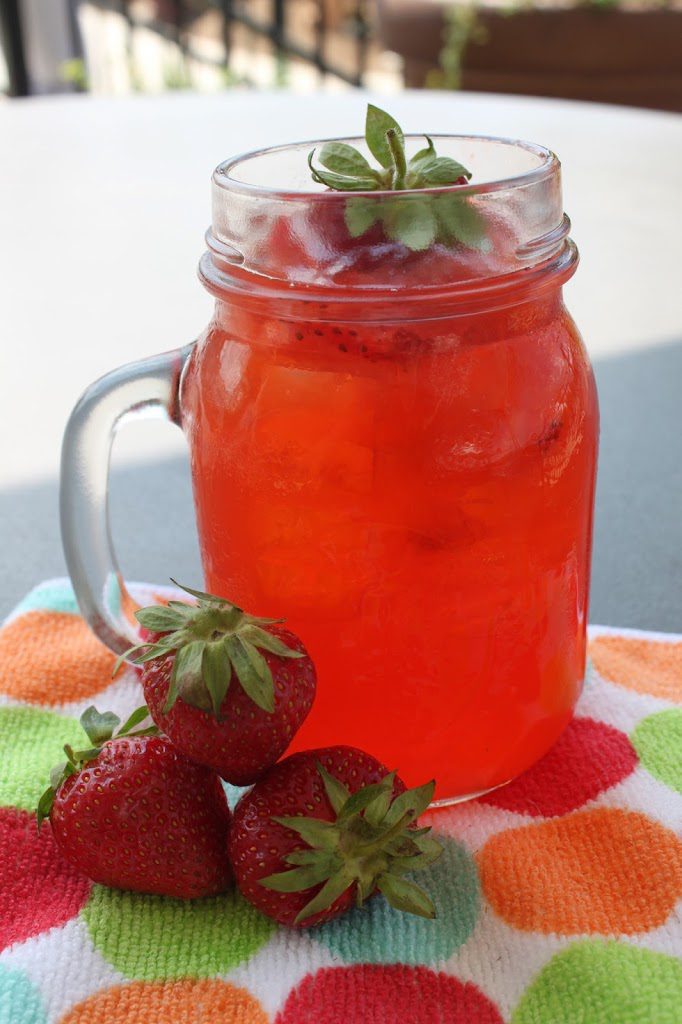 Strawberry Basil Lemonade